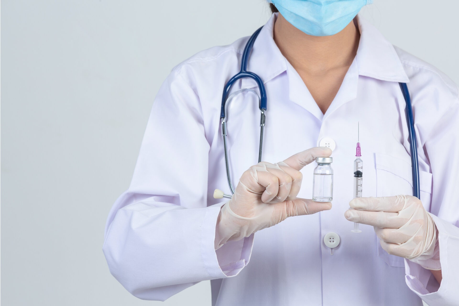 Read more about the article INFORMACJA NA TEMAT SZCZEPIEŃ PRZECIW GRYPIE WYKONYWANYCH PRZEZ FARMACEUTÓW