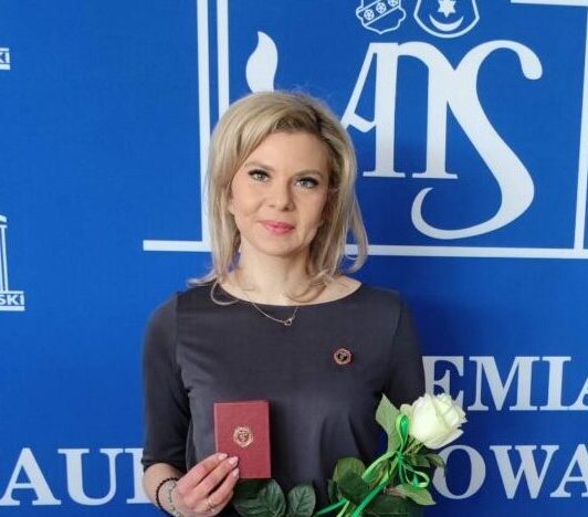Read more about the article „Zasłużony dla ochrony zdrowia” odznaczenie honorowe Ministra Zdrowia przyznano naszej koleżance Ewelinie Walus