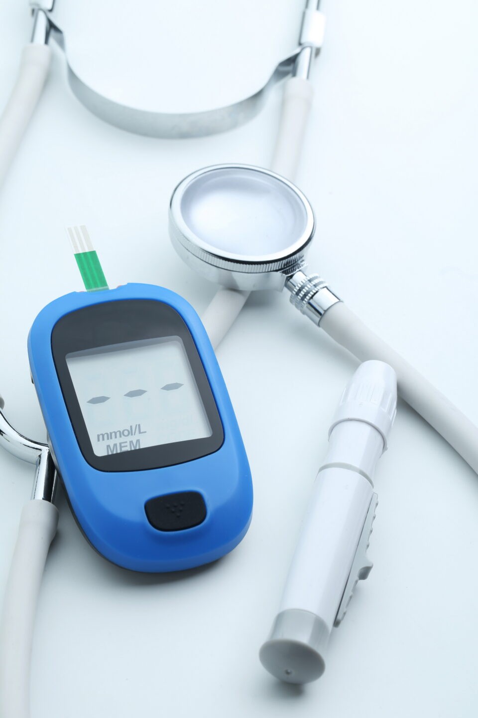 Read more about the article Zestawienie insulin wraz z ilością jednostek i okresem stosowania po pierwszym otwarciu